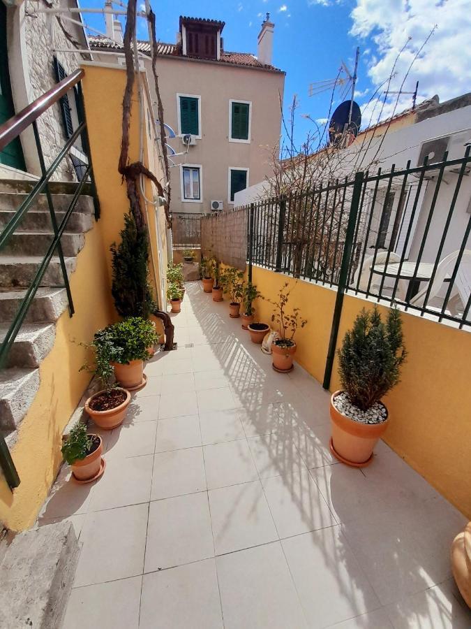Luxury Mansarda Duplex - City Centre - Stone House Apartment Split Exterior photo